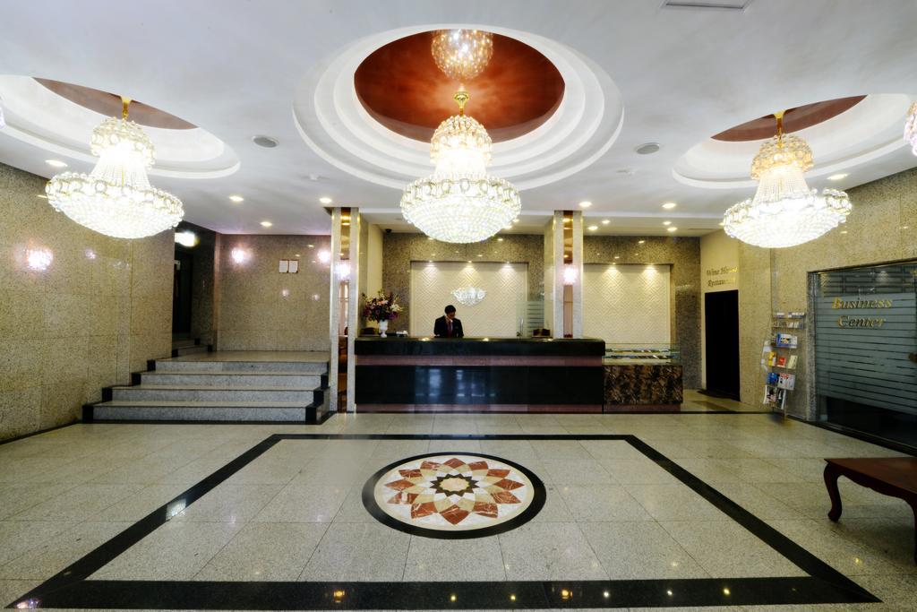 Bayangol Hotel Улан-Батор Экстерьер фото